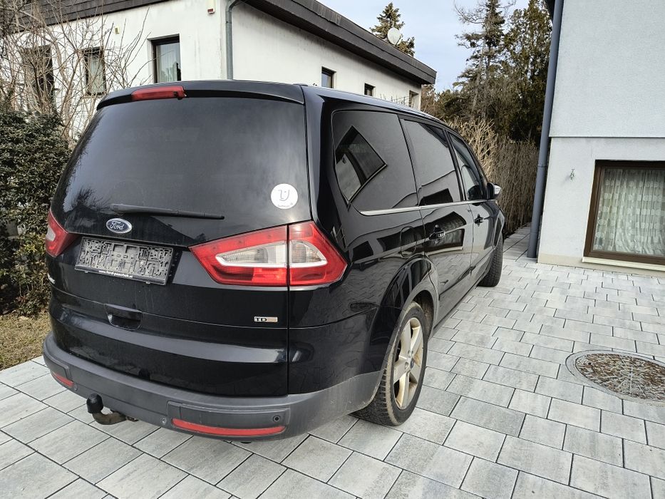 Ford Galaxy titanium 185 cai