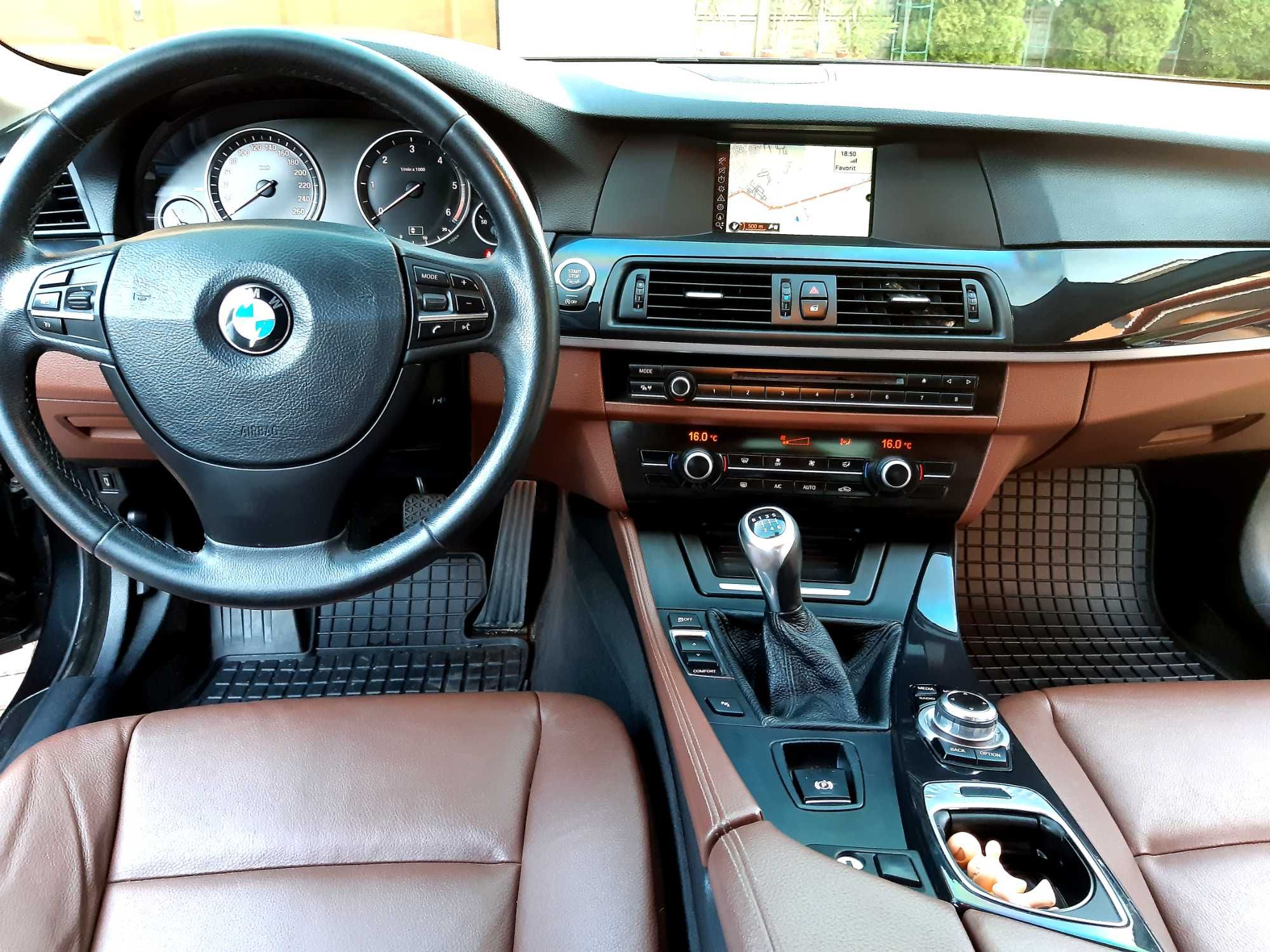BMW F10 520 diesel fabricatie 2013 LIMUZINA masina de familie Km reali