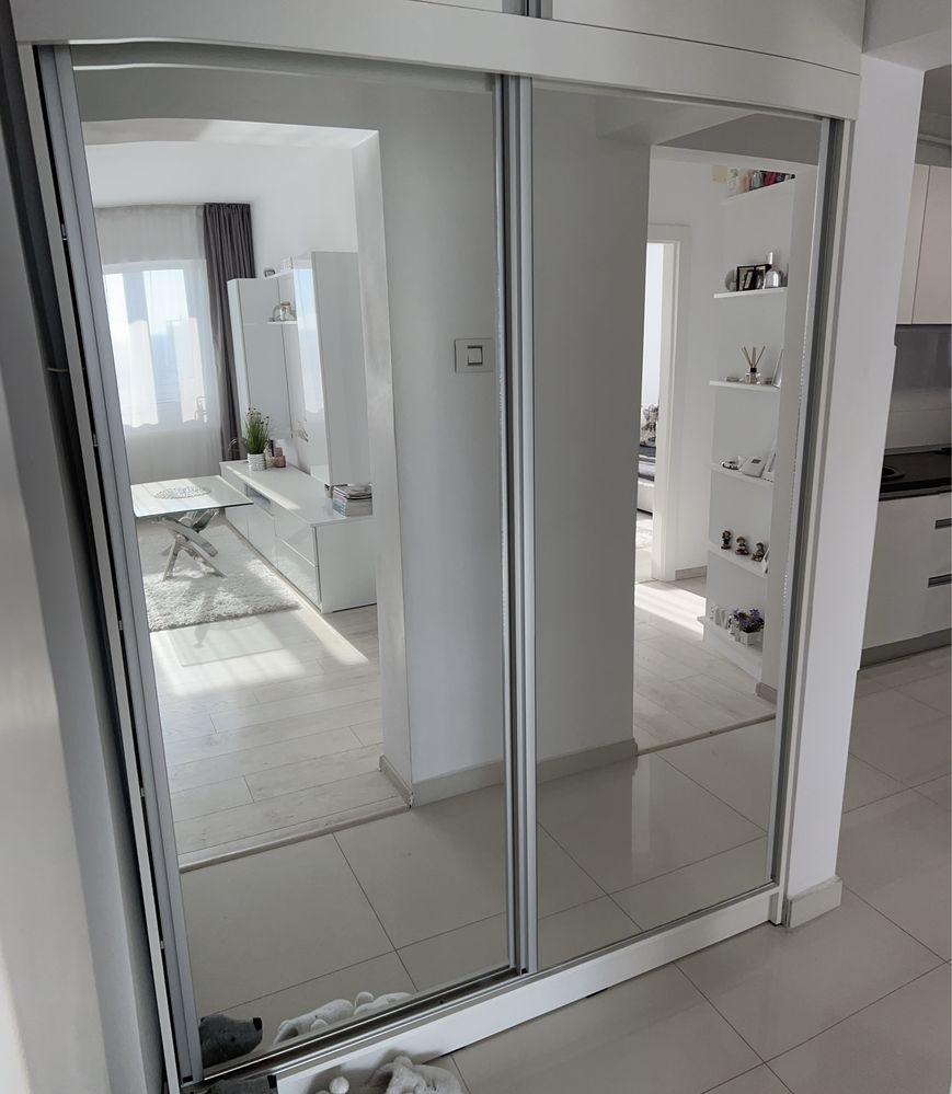 Vand sau dau la schimb apartament. Schimb doar cu casa in Arad