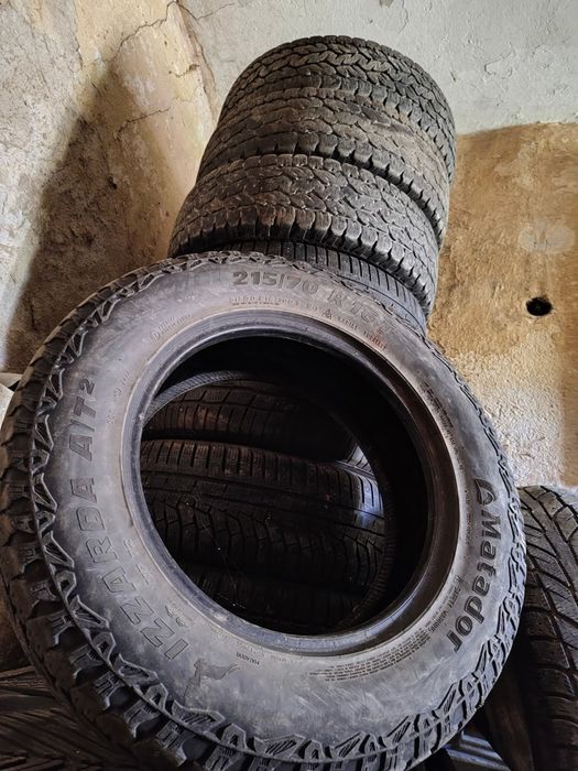Cauciucurile all terain/all sezon 215 70 16 stare buna  MATADOR