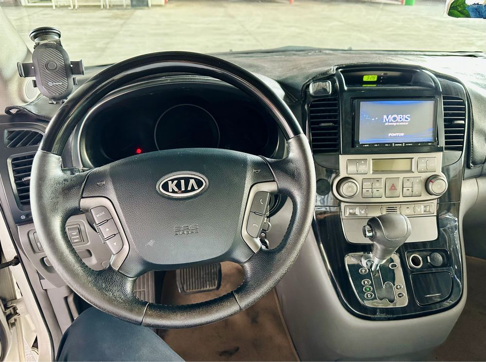 Kia carnival , Sotiladi