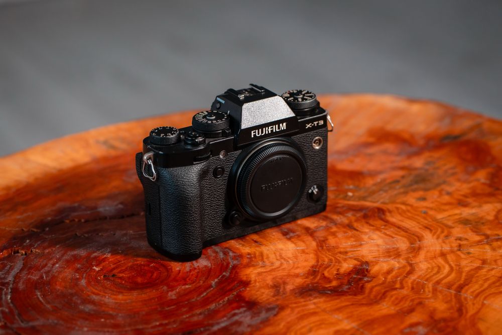 FujiFilm XT4 si XT-3