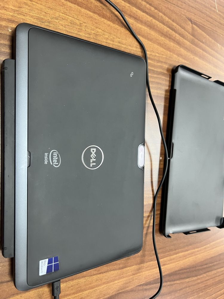Лаптоп таблет дел Dell Venue 5130pro touch screen