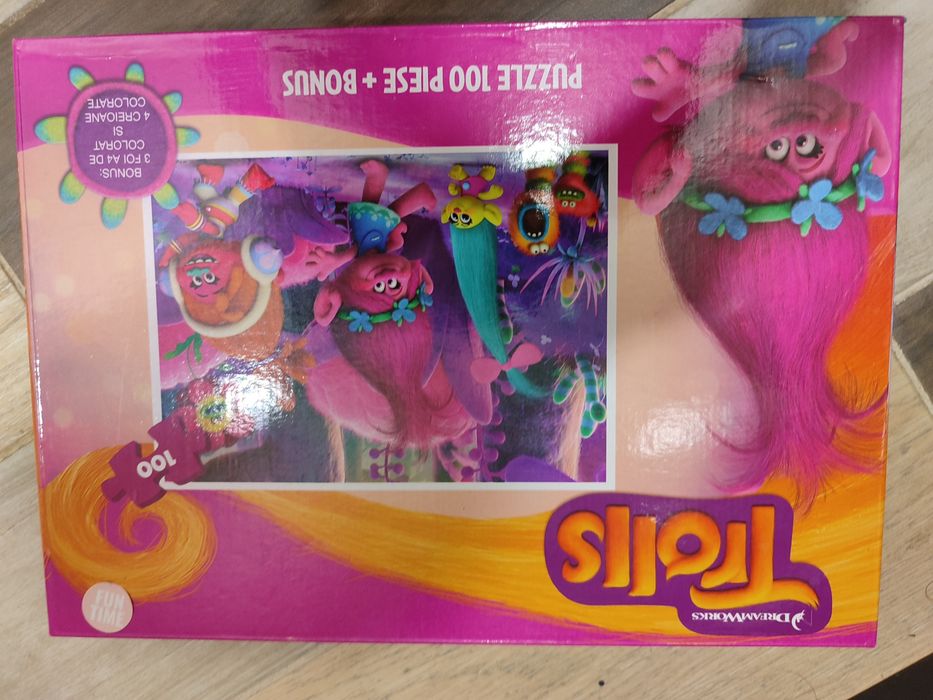 Настолни игри , пъзели , проектор за деца , шевна нашивката на детска