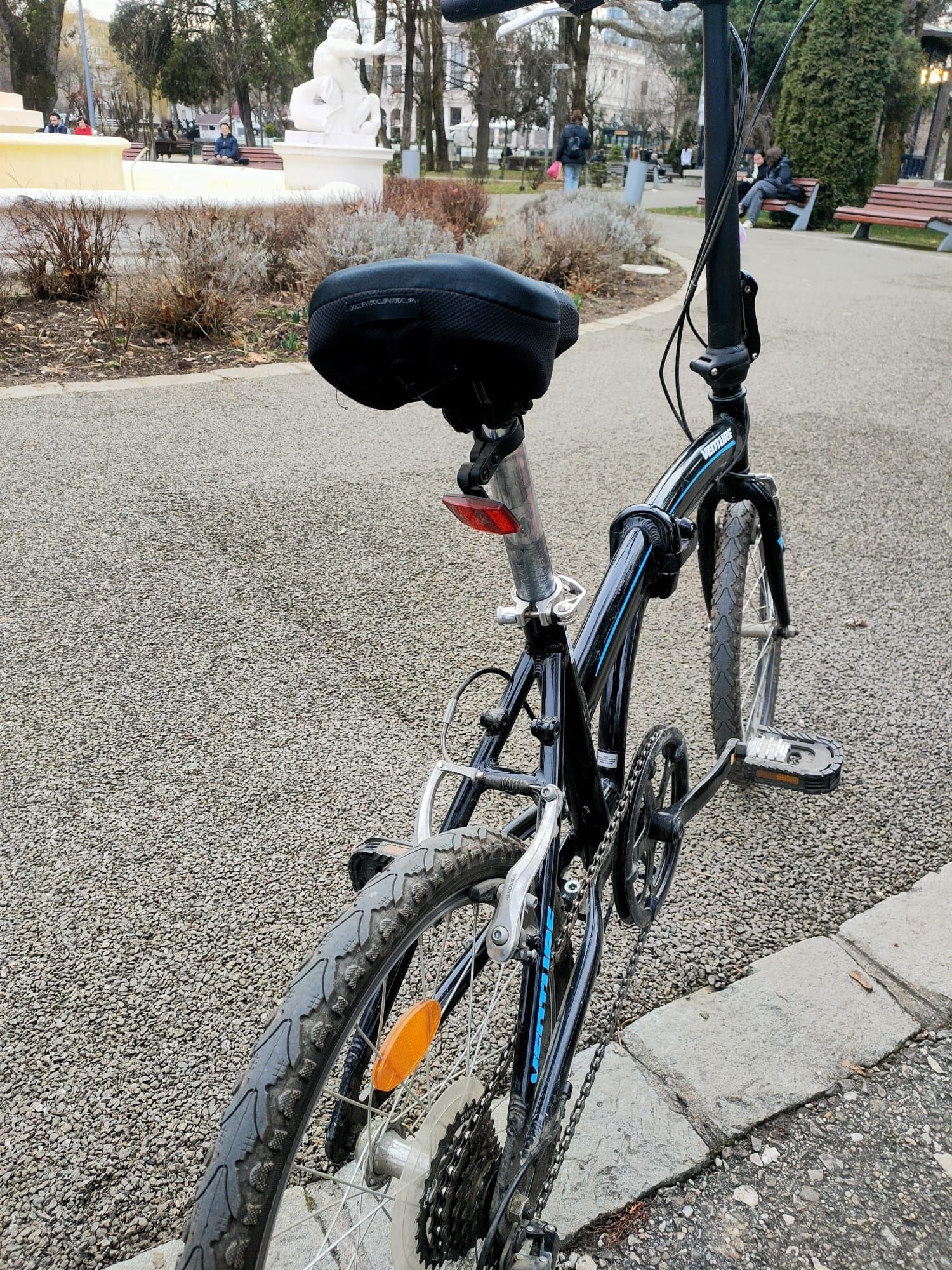 Vând bicicleta pliabila Venture 900, 20 inch. adulti