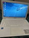 Laptop ASUS L402M – Ușor, practic alb
