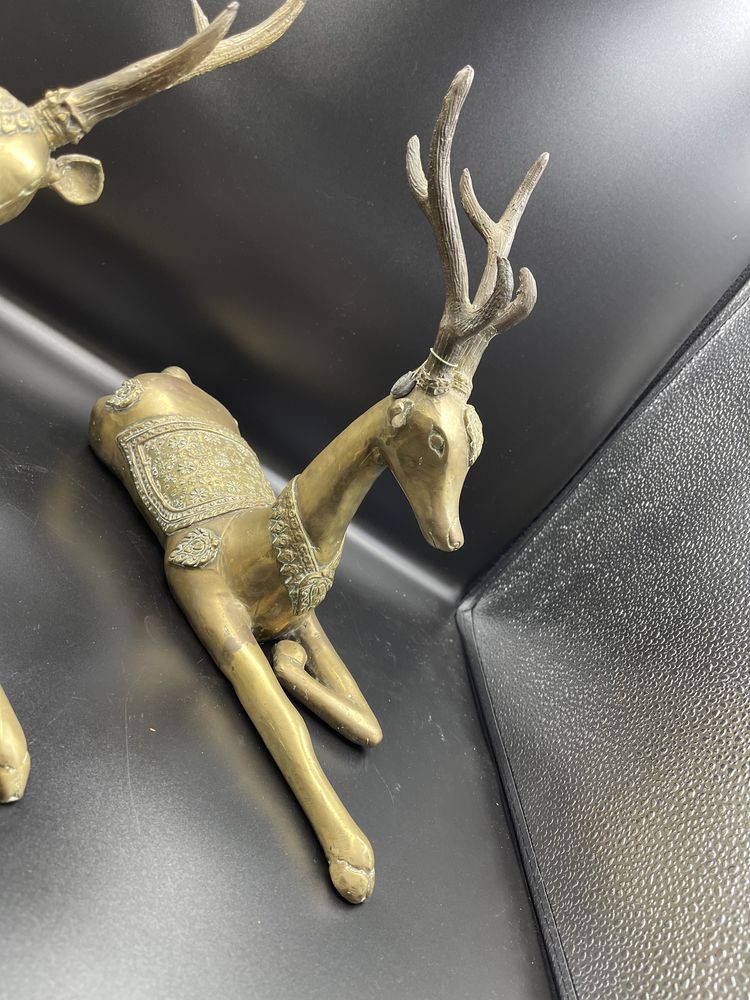 Doua capre decorative din bronz masiv