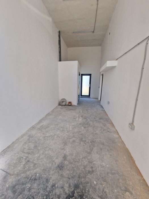 Inchiriez spațiu depozitare hala 90 mp 630E+tva utili Borsului nr 15