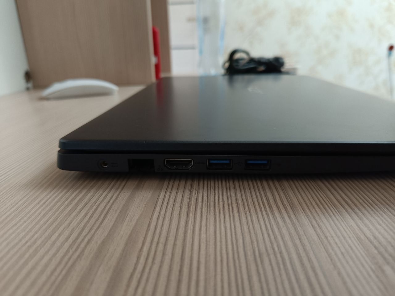 Acer aspire 3 отличное состояние