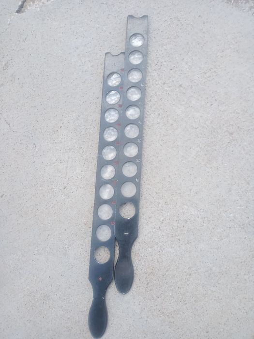 Линейка для выявления отклонения в зрении две шкалы плюс и минус