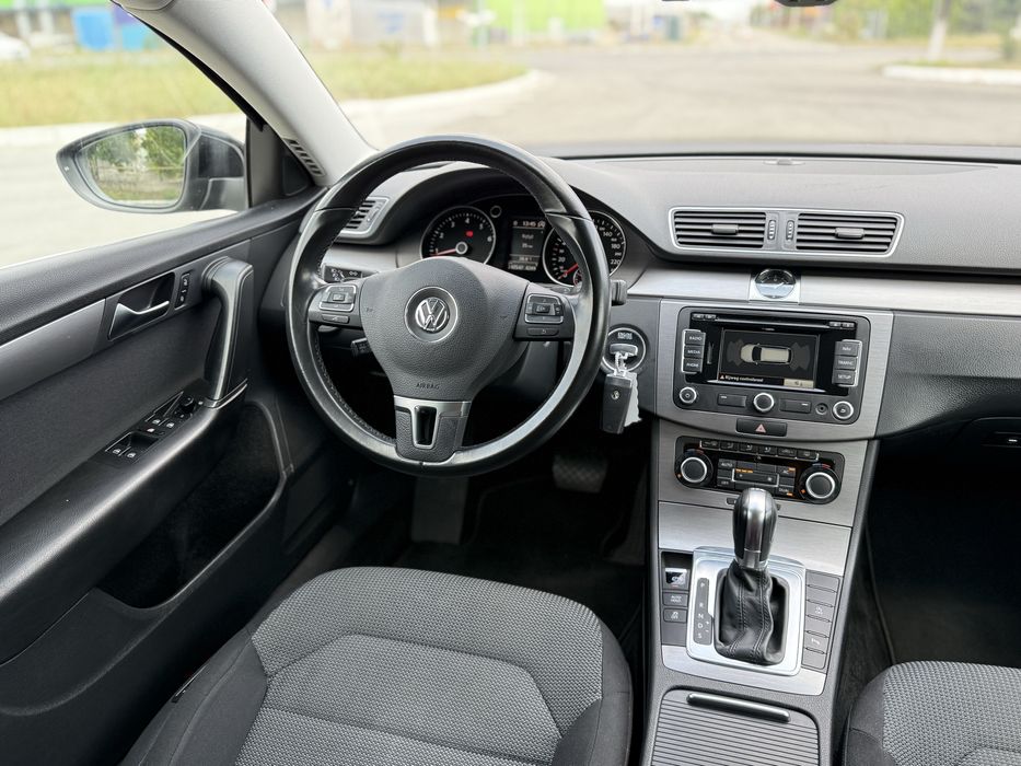 Volkswagen Passat , 1.4 TSI ,Cutie automata ,Memorii , Navi , Padele!!