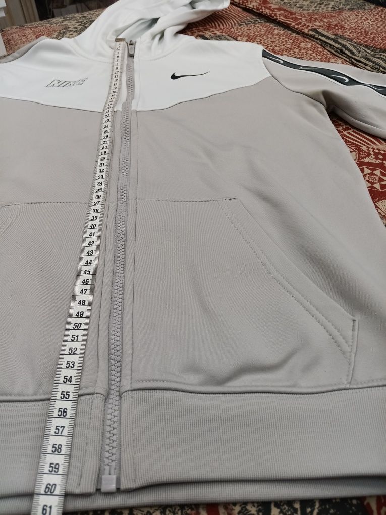 Суичер. Nike  ...