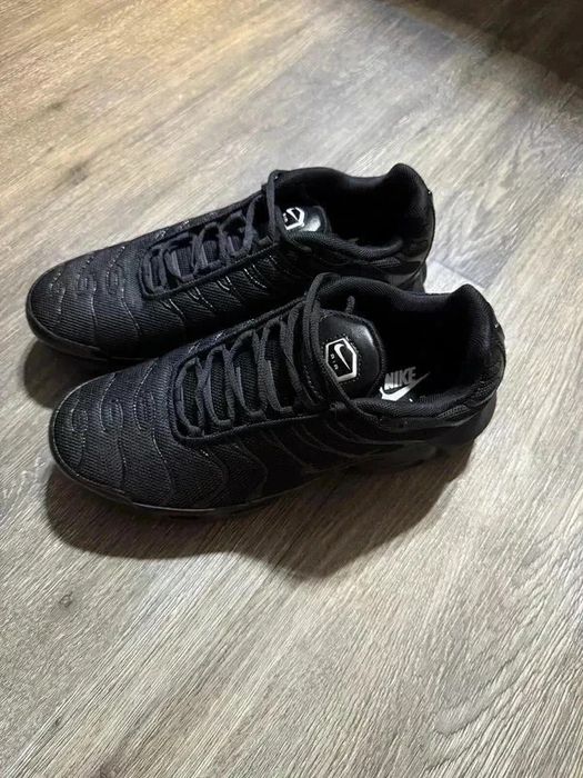 Nike Air Tn 42 / 43 / 44 noi/new