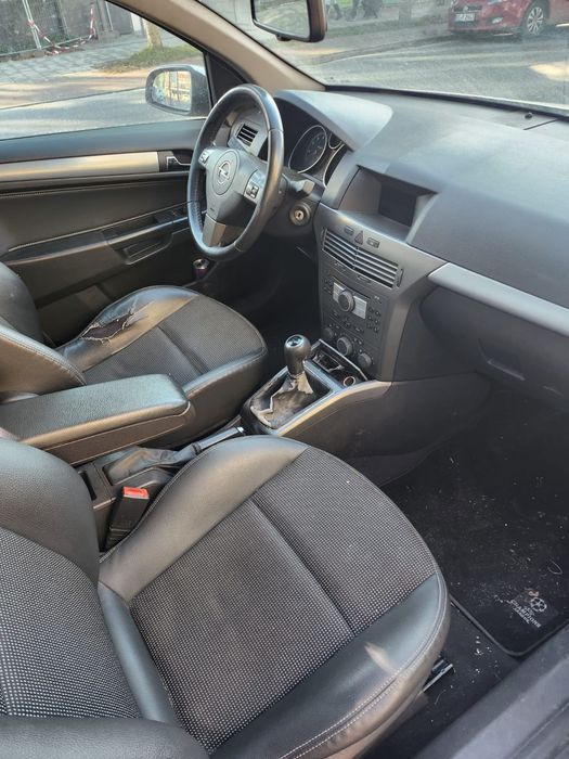 Vând mașină Opel Astra