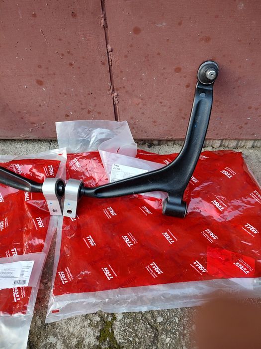 Носачи за Ситроен за няколко модела.