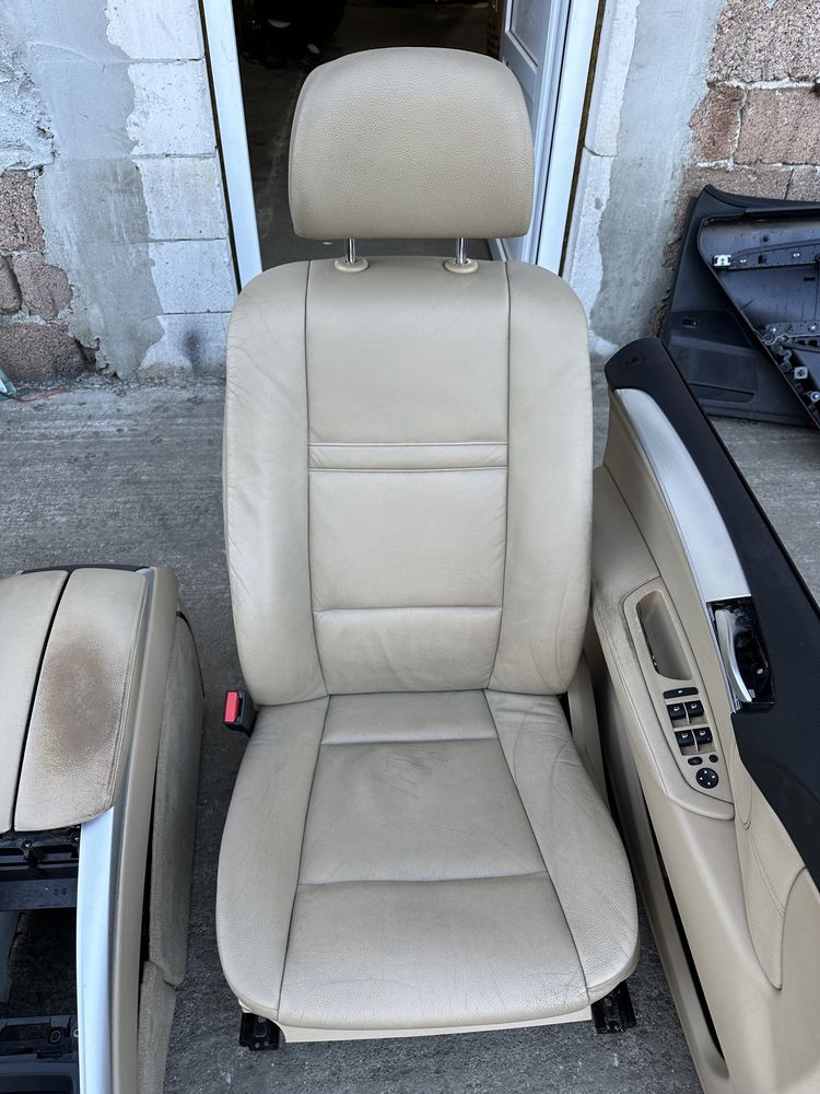 Interior piele BMW X5 E70 : Scaune / Banchete / Cotiera / Fete usi