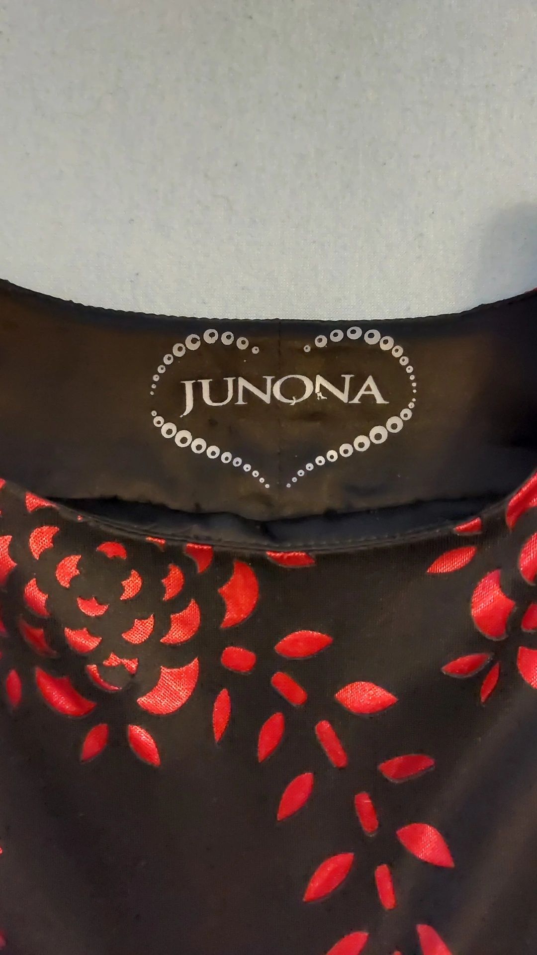 ПРОМОЦИЯ! Черно-червена Рокля Junona / S размер