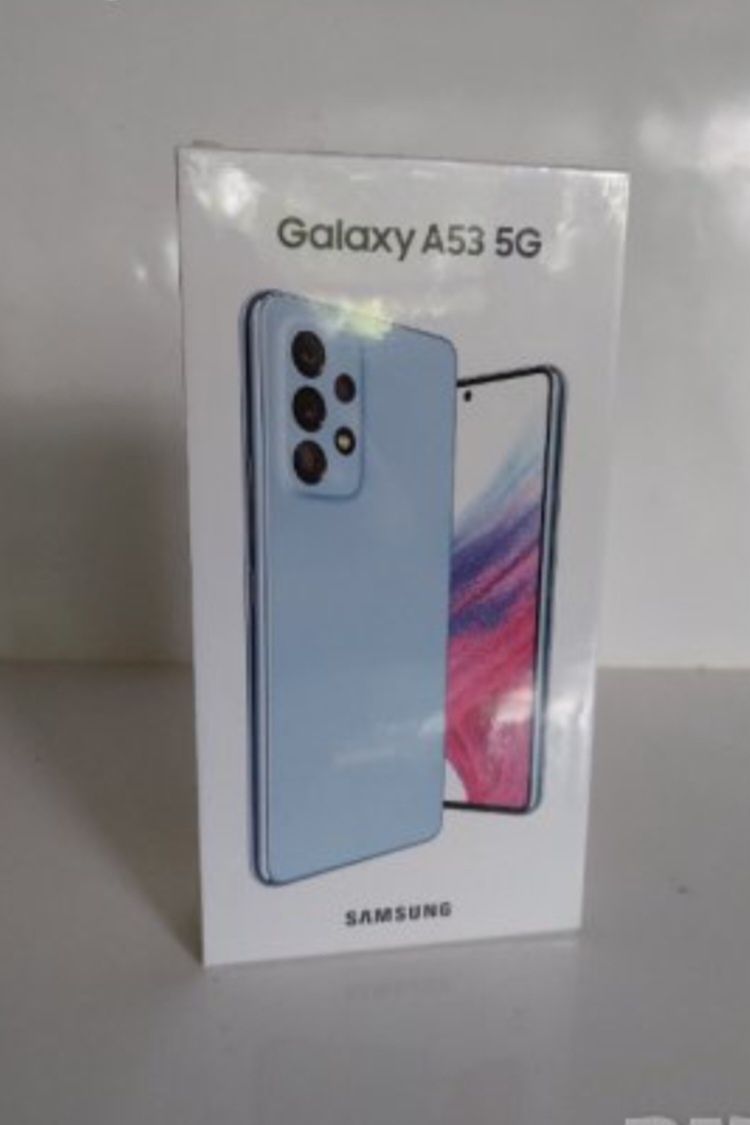 Продавам нови Samsung A53 5G+оригинално бързозарядно на "'Samsung"'.