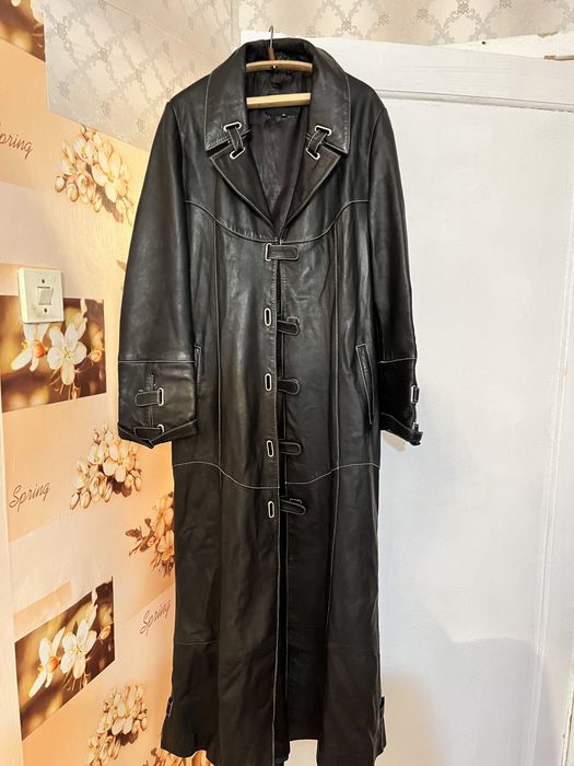 Продам кожанный плащ