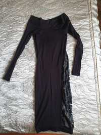 Черна рокля с рязана дантела