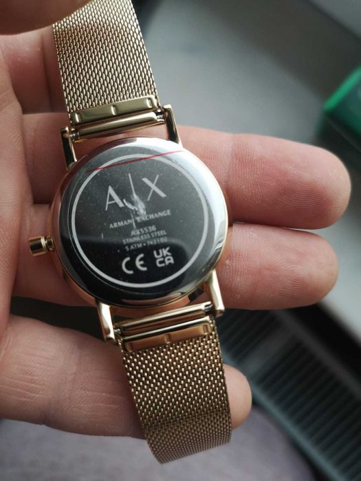 Ceas Armani Exchange rotund bratara metalica aurie dama