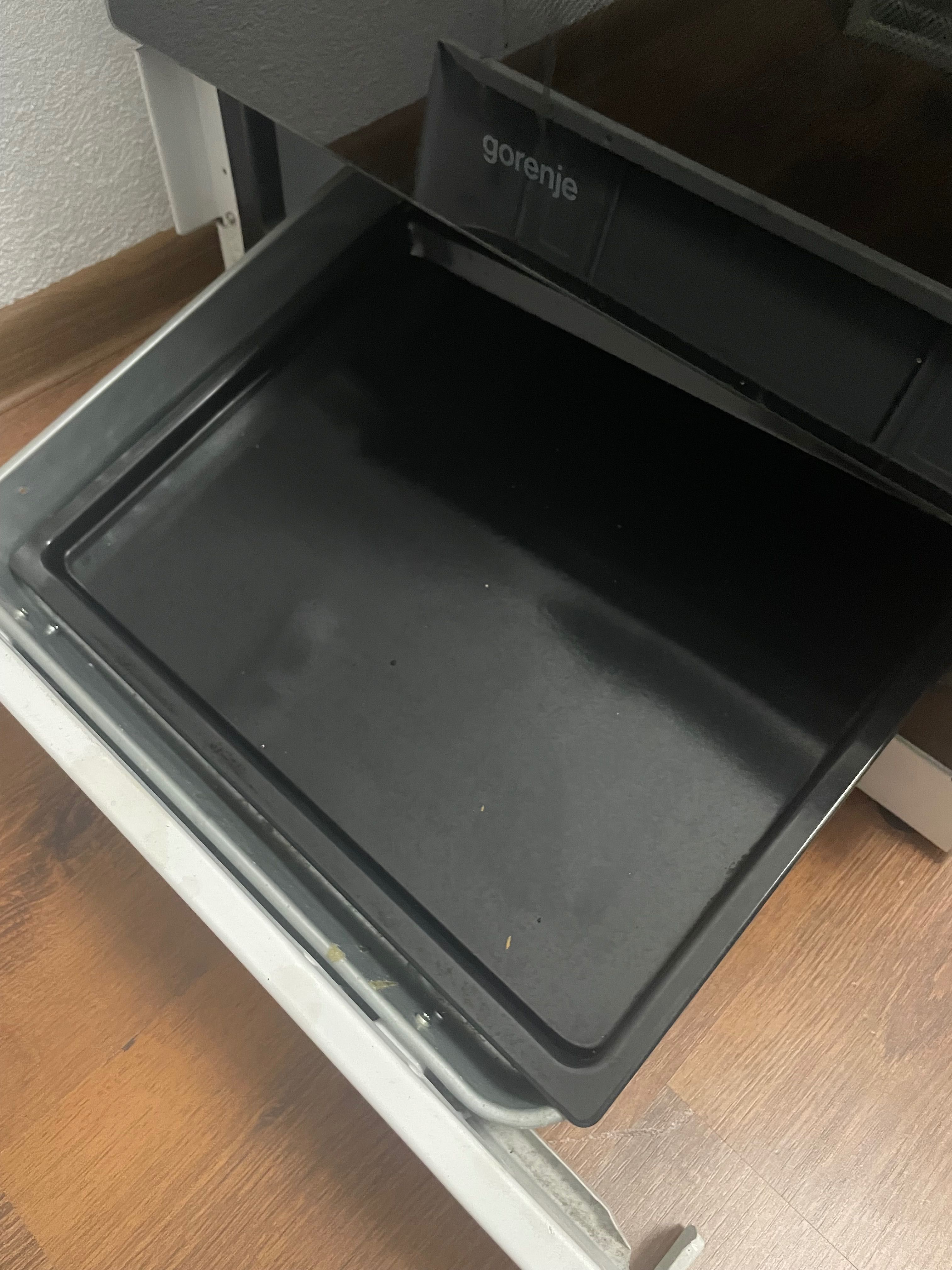 Продавам готварска печка Gorenje