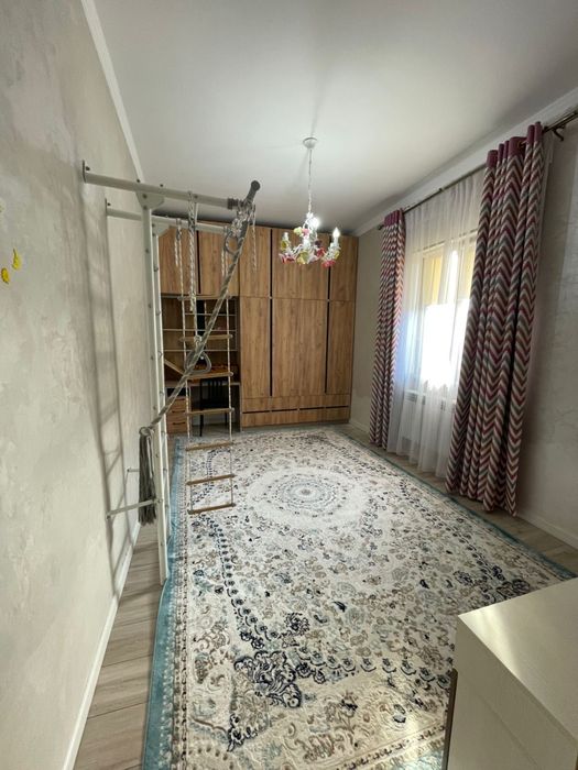 продается просторный дом