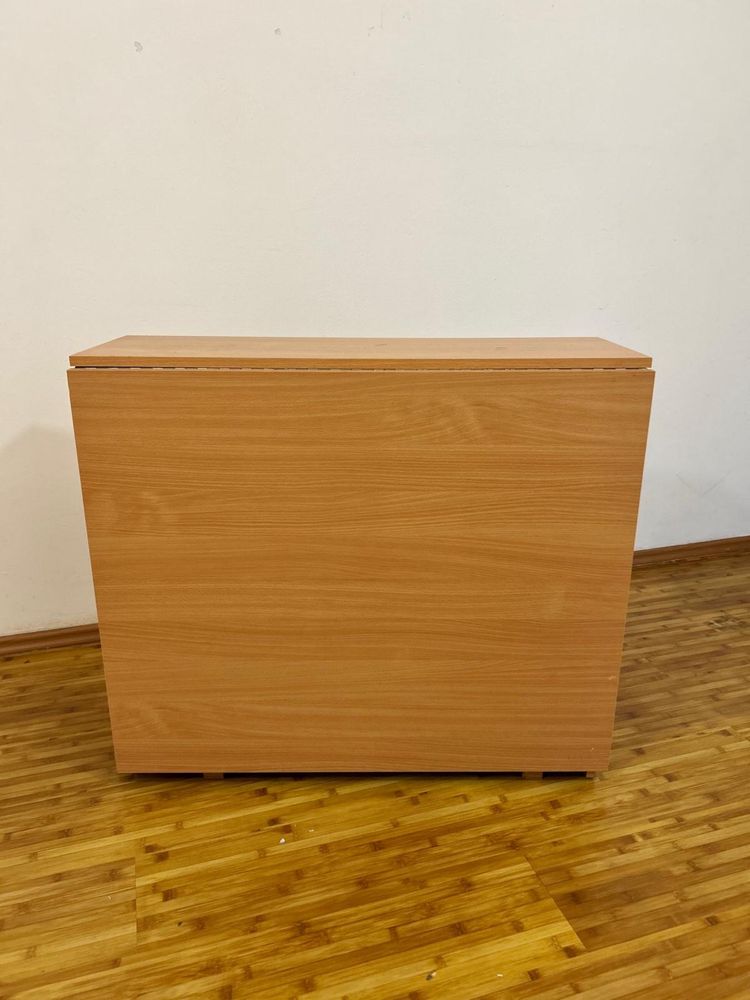 Masa extensibila living cu spatiu de depozitare