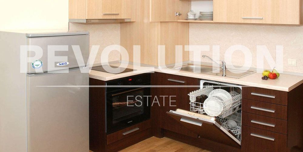 Едностаен апартамент в района на св. Константин и Елена!