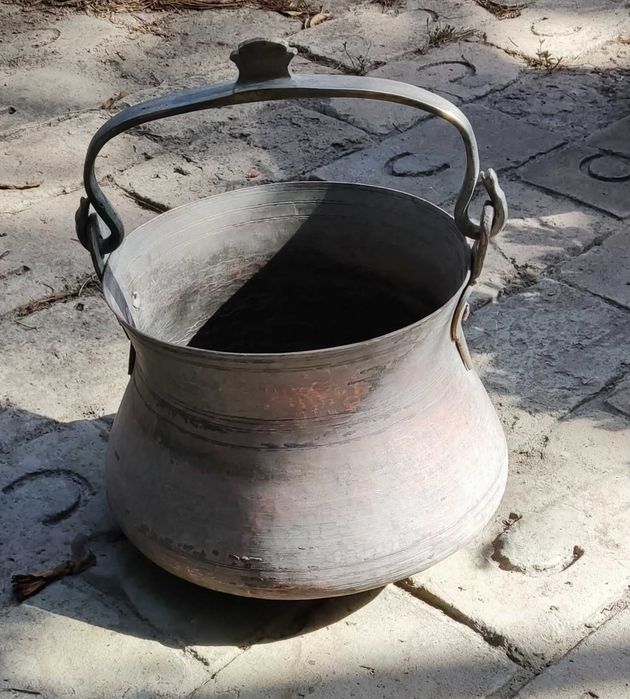 Антикварное 8 литровое ведро из меди.