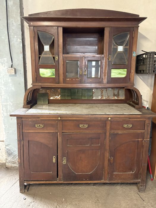 Dulap vechi placa marmura sticla murano