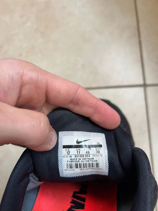 Vând adidași Skechers de damă