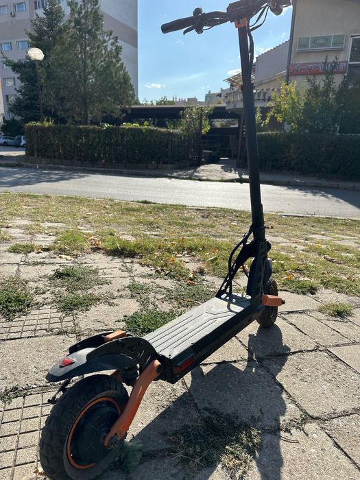Продавам електрическа тротинетки  kukirin g2 pro