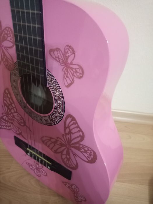 Китара Vanessa...