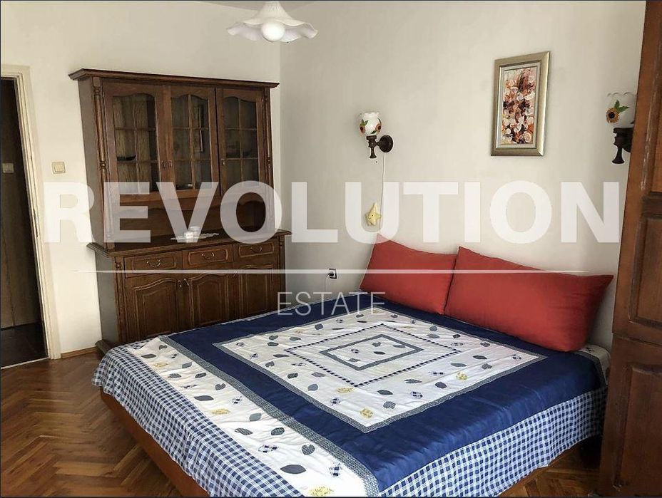 Дава се под наем Тристаен апартамент в Варна, Бриз - 110 кв.м за 500 € - Снимка #5