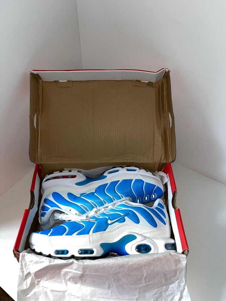 обувь NIKE TM.