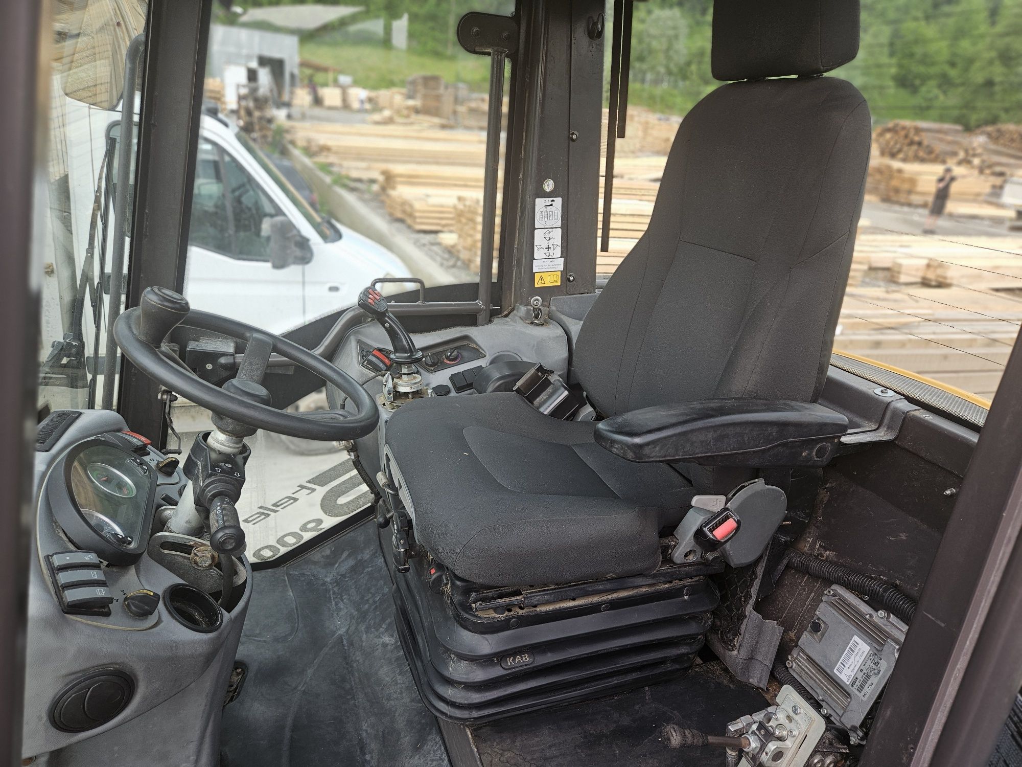 Încărcător frontal telescopic rotativ Ahlman Mecalac 900 Tele