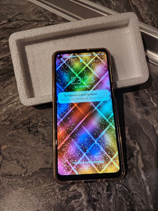 Продава почти като нов!