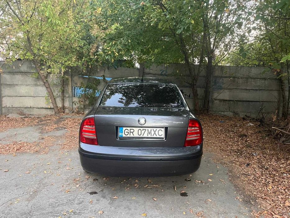 Skoda Superb 1, 2002