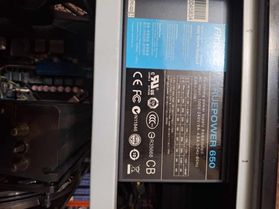 Vand unitate calculator Intel i7