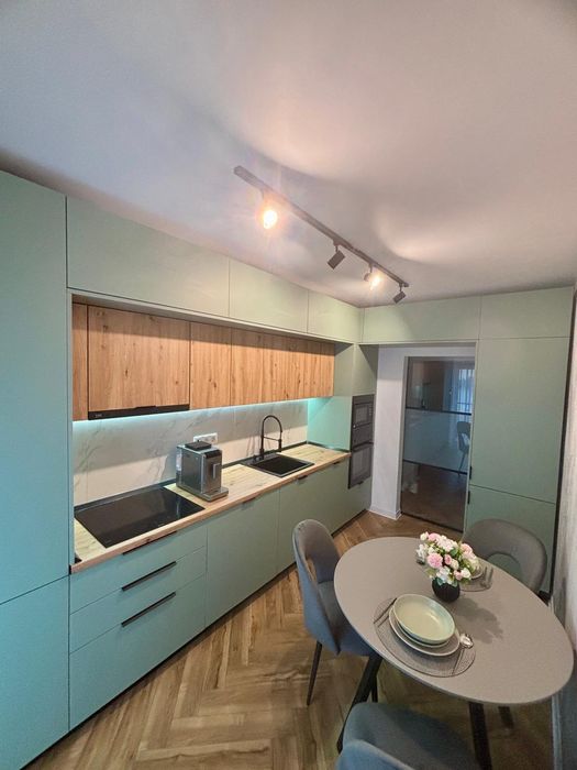 Apartament regim hotelier de lux,nou,  2 camere decomandat, parcare