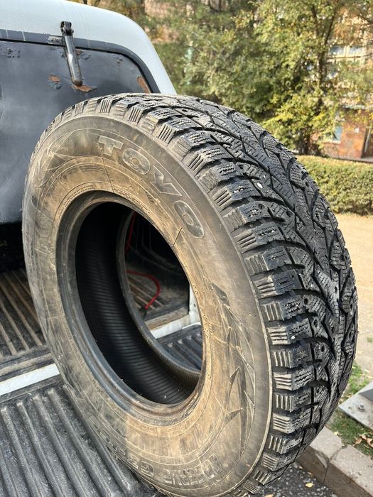 Продам зимний резину 16размер