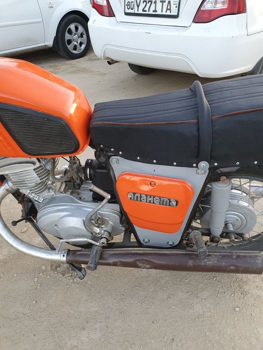 Иж сотилади Бухорода турипти