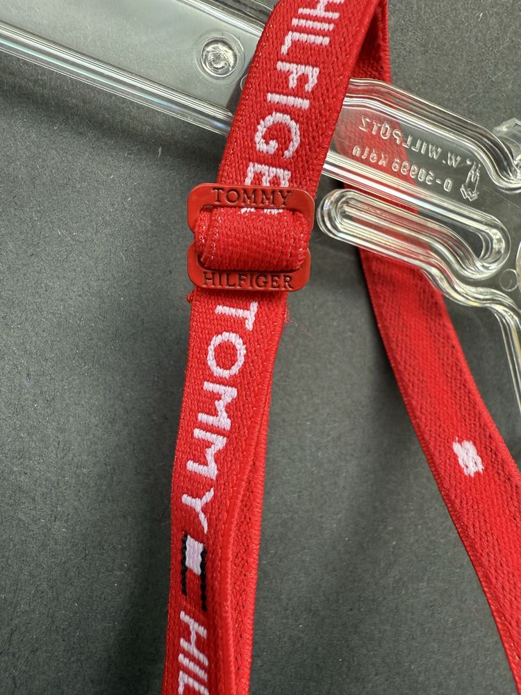Луксозен сутиен в черно и червено Tommy Hilfiger /75В/