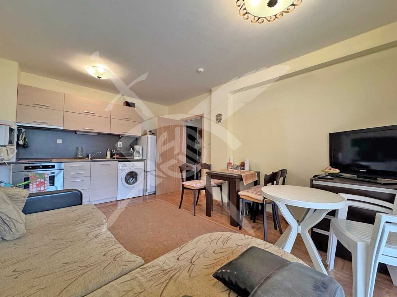 Продава се Двустаен апартамент в Свети Влас - 56 кв.м за 1429 €/кв.м - Снимка #2