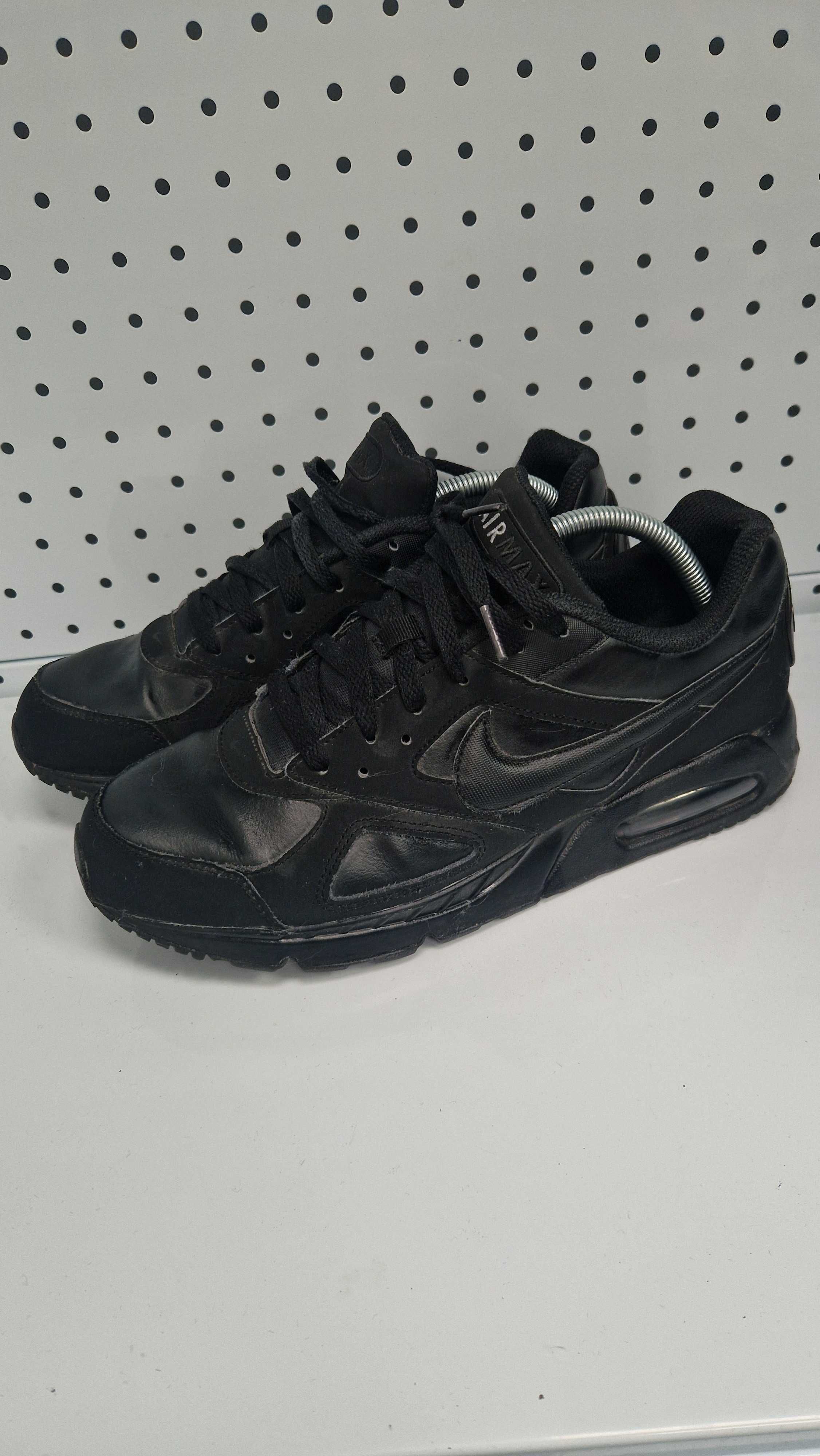 Оригинални мъжки маратонки- Nike Air Max Ivo Itr