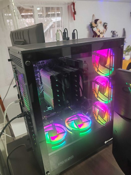 Vând PC și monitor în stare bună