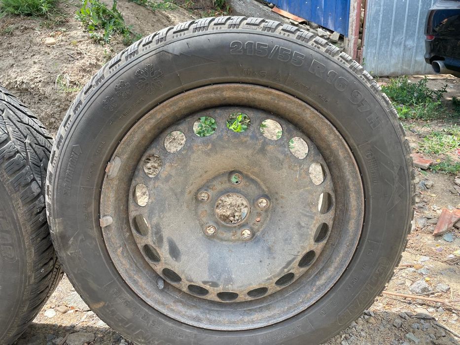 Vând cauciucuri R16 de iarna