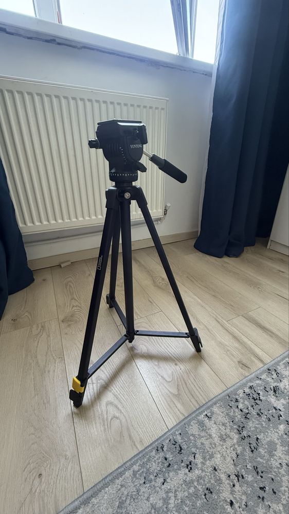 Trepied foto video