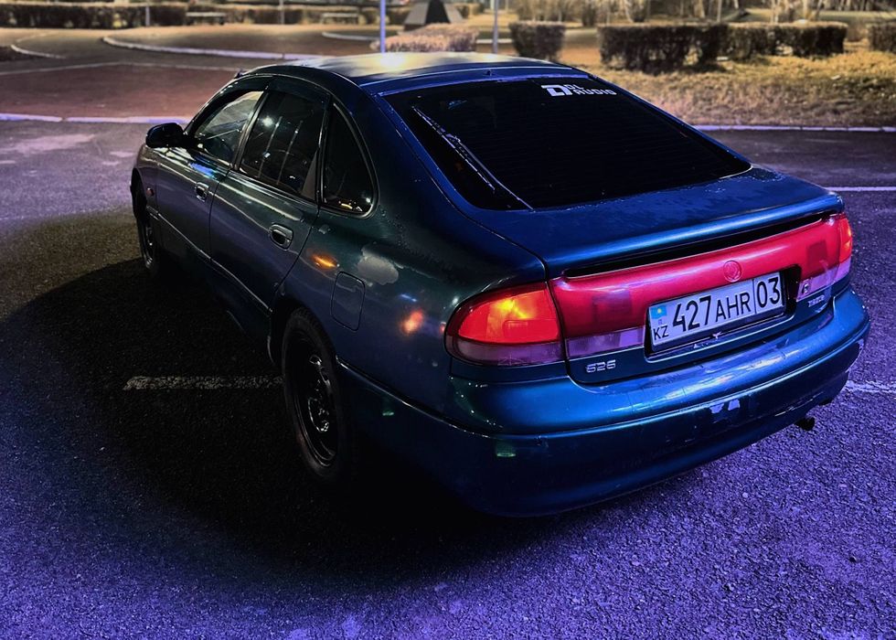 Продам Мазду 626